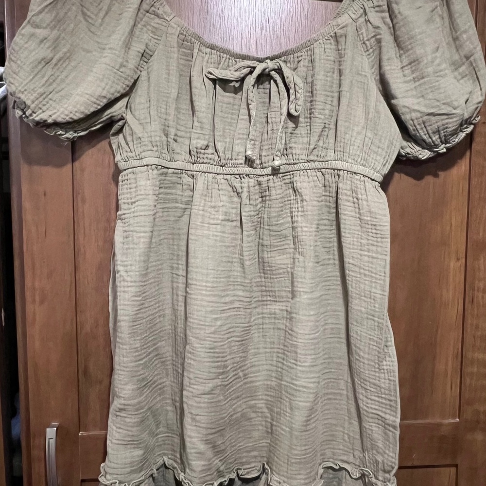 Green women’s dress size medium